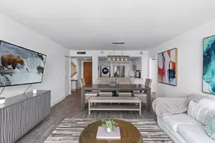 400 South Pointe Dr, Miami Beach, FL 33139 - Photo 13