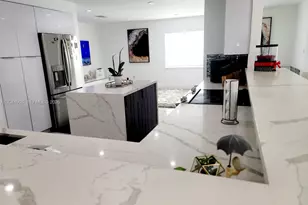 6324 NW 201st Ln, Hialeah, FL 33015 - Photo 9