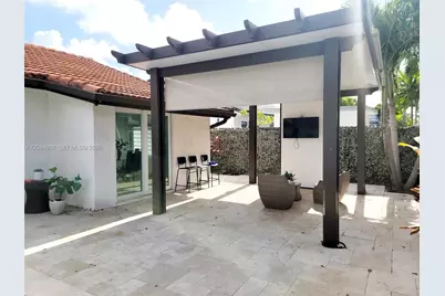 6324 NW 201st Ln, Hialeah, FL 33015 - Photo 27
