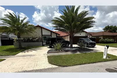 6324 NW 201st Ln, Hialeah, FL 33015 - Photo 3
