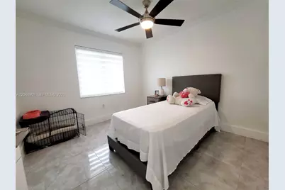6324 NW 201st Ln, Hialeah, FL 33015 - Photo 21