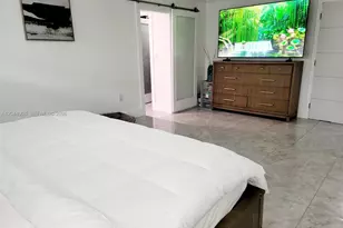 6324 NW 201st Ln, Hialeah, FL 33015 - Photo 17