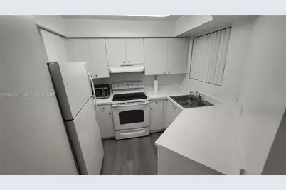8205 SW 152nd Ave #F-105, Miami, FL 33193 - Photo 5