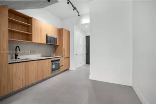 91 NW 27th St, Miami, FL 33127 - Photo 17