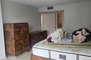 1901 Brickell Ave, Miami, FL 33129 - Photo 15