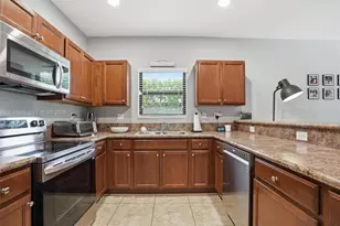 16572 SW 43rd Ln, Miami, FL 33185 - Photo 17