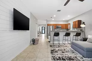 16572 SW 43rd Ln, Miami, FL 33185 - Photo 13