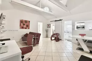 947 NE 149th St, Miami, FL 33161 - Photo 31