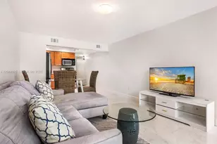 405 N Hibiscus Dr, Miami Beach, FL 33139 - Photo 11
