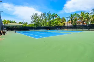 405 N Hibiscus Dr, Miami Beach, FL 33139 - Photo 19