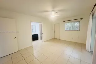 1061 NE 26th Ave, Pompano Beach, FL 33062 - Photo 13