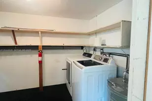 1061 NE 26th Ave, Pompano Beach, FL 33062 - Photo 31