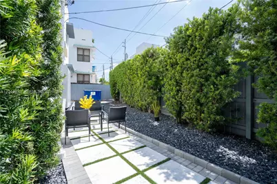 960 Jefferson Ave, Miami Beach, FL 33139 - Photo 9