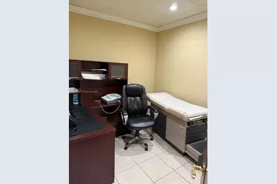 3700 W 12th Ave Suite 3762, Hialeah, FL 33012 - Photo 9