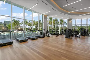 2411 Laguna Cir, Miami, FL 33181 - Photo 39