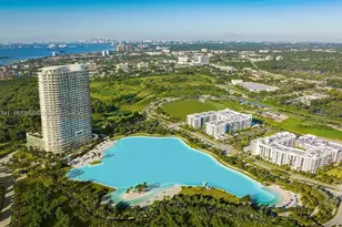 2411 Laguna Cir, Miami, FL 33181 - Photo 1