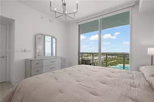 2411 Laguna Cir, Miami, FL 33181 - Photo 15