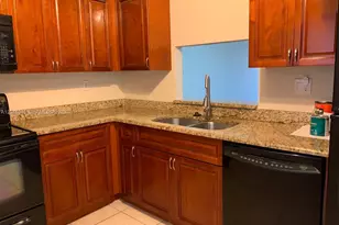 731 N Pine Island Rd, Plantation, FL 33324 - Photo 7