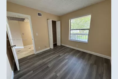 21909 Lake Forest Cir #205, Boca Raton, FL 33433 - Photo 9