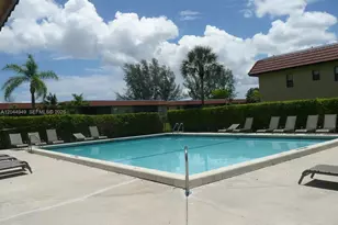 21909 Lake Forest Cir, Boca Raton, FL 33433 - Photo 19