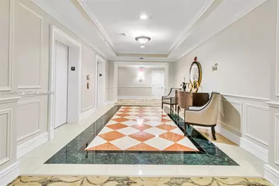 16100 Emerald Estates Dr #298, Weston, FL 33331 - Photo 15