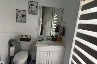8208 SW 166th Pl, Miami, FL 33193 - Photo 41