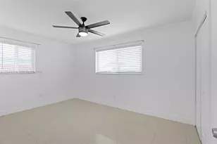 8891 NW 11th St, Pembroke Pines, FL 33024 - Photo 11