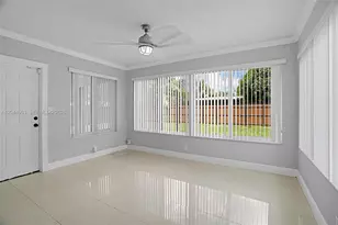 8891 NW 11th St, Pembroke Pines, FL 33024 - Photo 7