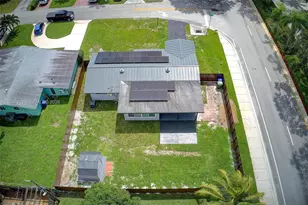 8891 NW 11th St, Pembroke Pines, FL 33024 - Photo 21