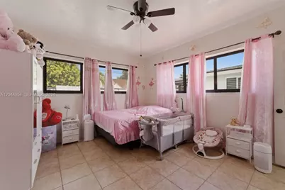 1419 SW 76th Ct, Miami, FL 33144 - Photo 9