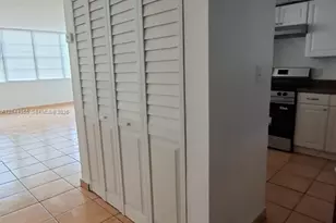 2025 NE 164th St, North Miami Beach, FL 33162 - Photo 21