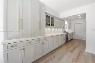 7220 SW 53rd Ct, Miami, FL 33143 - Photo 11