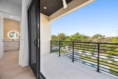 1135 NE 11th Ave, Fort Lauderdale, FL 33304 - Photo 27