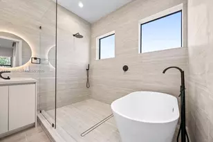1135 NE 11th Ave, Fort Lauderdale, FL 33304 - Photo 23