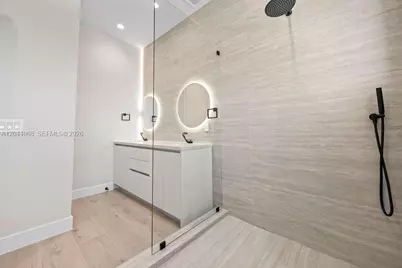 1135 NE 11th Ave, Fort Lauderdale, FL 33304 - Photo 25