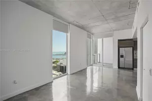 151 SE 1st St, Miami, FL 33131 - Photo 9