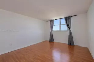 6900 Bay Dr, Miami Beach, FL 33141 - Photo 17