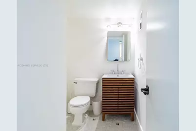 6900 Bay Dr #6H, Miami Beach, FL 33141 - Photo 13