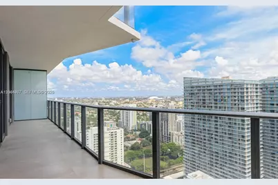 1300 S Miami Ave #3311, Miami, FL 33130 - Photo 1