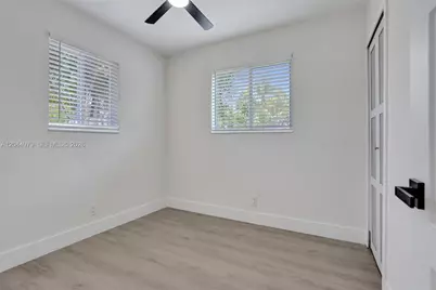 211 SW 64th Ave, Pembroke Pines, FL 33023 - Photo 19