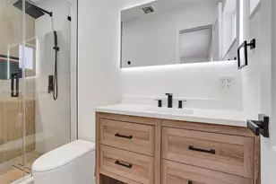 211 SW 64th Ave, Pembroke Pines, FL 33023 - Photo 15