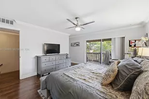 8489 SW 137th Ave, Miami, FL 33183 - Photo 9