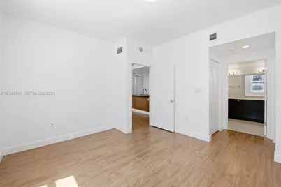 4100 Salzedo St #518, Coral Gables, FL 33146 - Photo 9