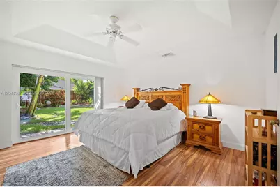18061 SW 152nd Ct, Miami, FL 33187 - Photo 11