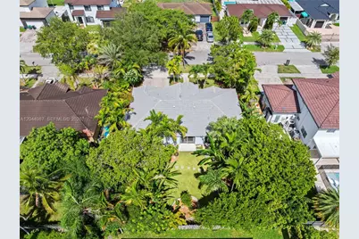 18061 SW 152nd Ct, Miami, FL 33187 - Photo 25