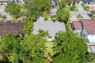18061 SW 152nd Ct, Miami, FL 33187 - Photo 25