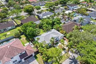 18061 SW 152nd Ct, Miami, FL 33187 - Photo 33