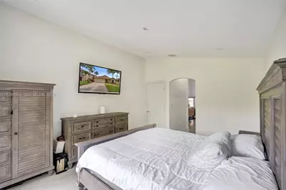 19473 NW 24th Pl, Pembroke Pines, FL 33029 - Photo 17