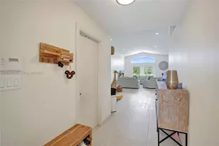 19473 NW 24th Pl, Pembroke Pines, FL 33029 - Photo 5