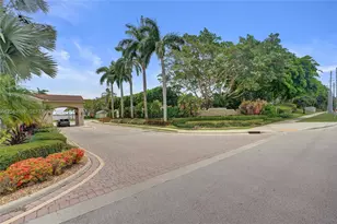 19473 NW 24th Pl, Pembroke Pines, FL 33029 - Photo 39